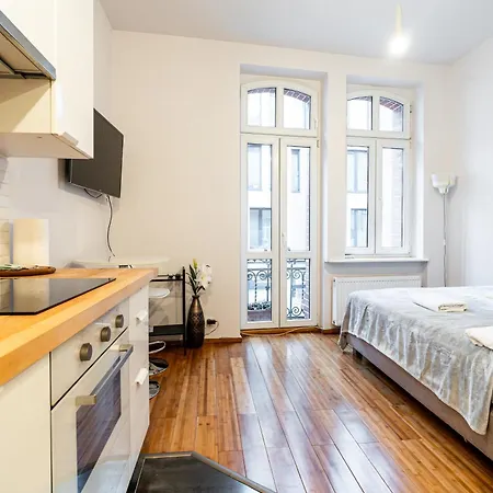 Na Srodce By Lookap Apartment