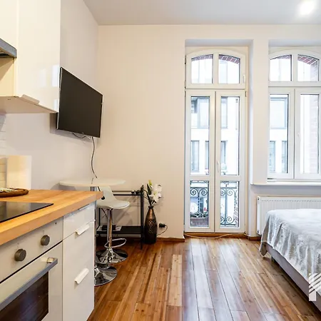 Na Srodce By Lookap Apartment