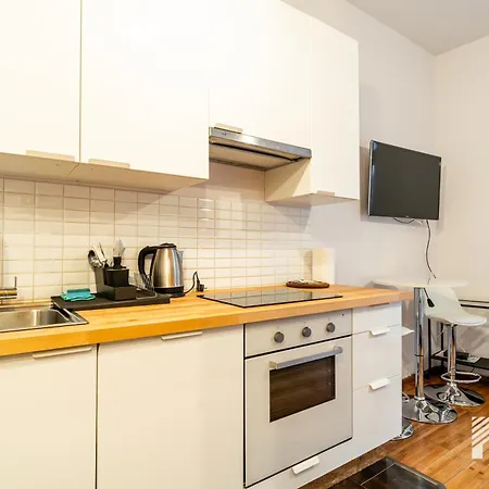 Na Srodce By Lookap Apartment