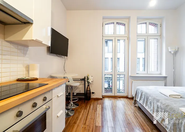 Na Srodce By Lookap Апартаменти